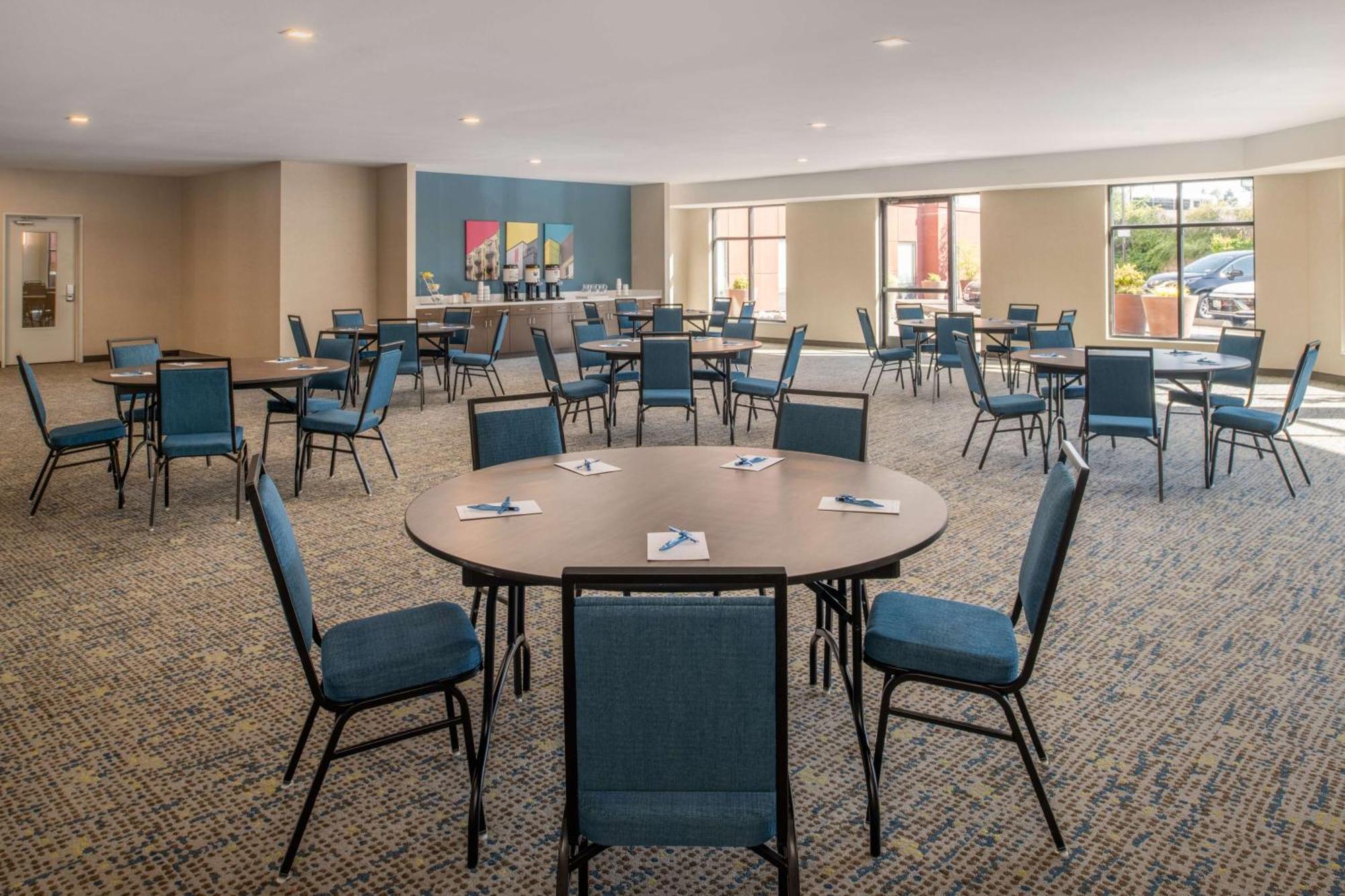 Hampton Inn And Suites Seattle - Airport / 28Th Avenue SeaTac Eksteriør bilde